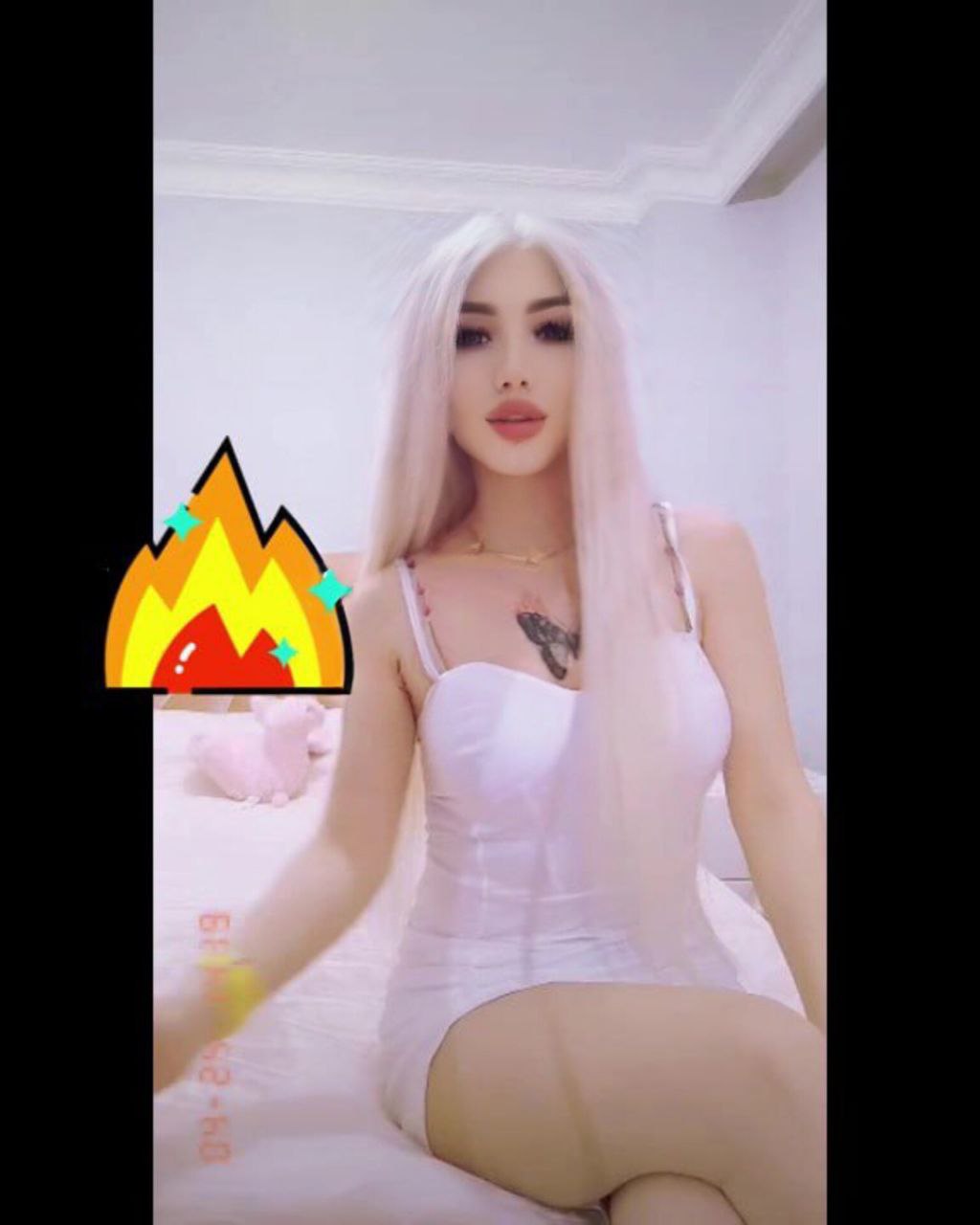 Jadyn 21 Female,Bisexual,Tall,Blonde,Chinese